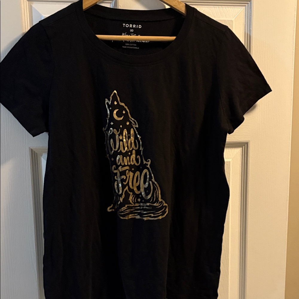 Torrid Black 'Wild and Free' Cat Tee